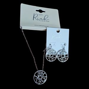 Riah Lucky symbols necklace & earrings set, NWT